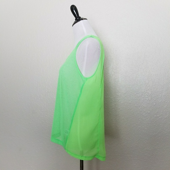 😀 Romeo & Juliet Couture Neon Lime Green Tank Top - Picture 5 of 7